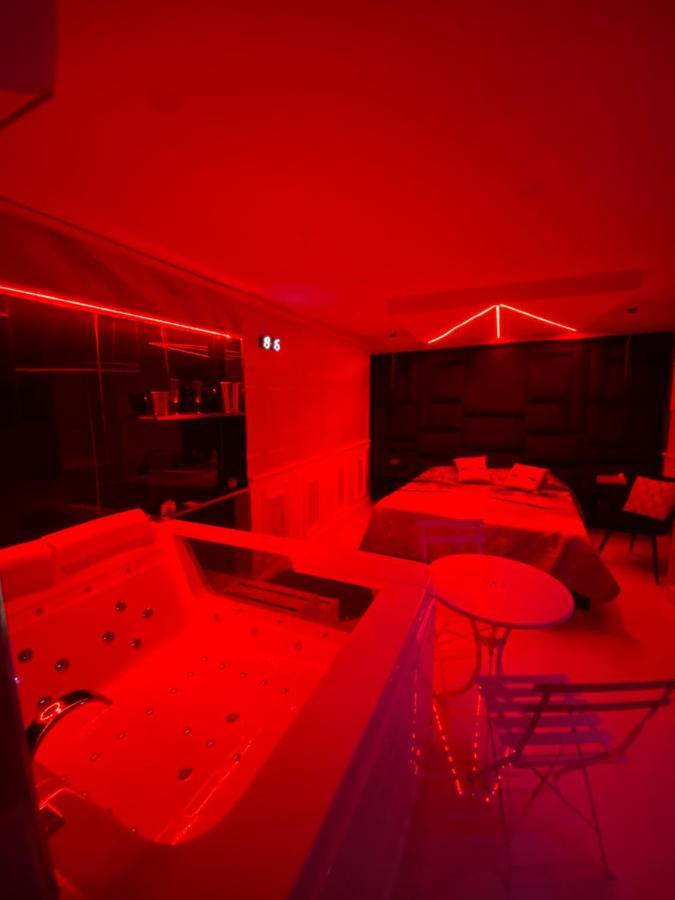 Samm B&B Porta San Gennaro Napoli Bagian luar foto