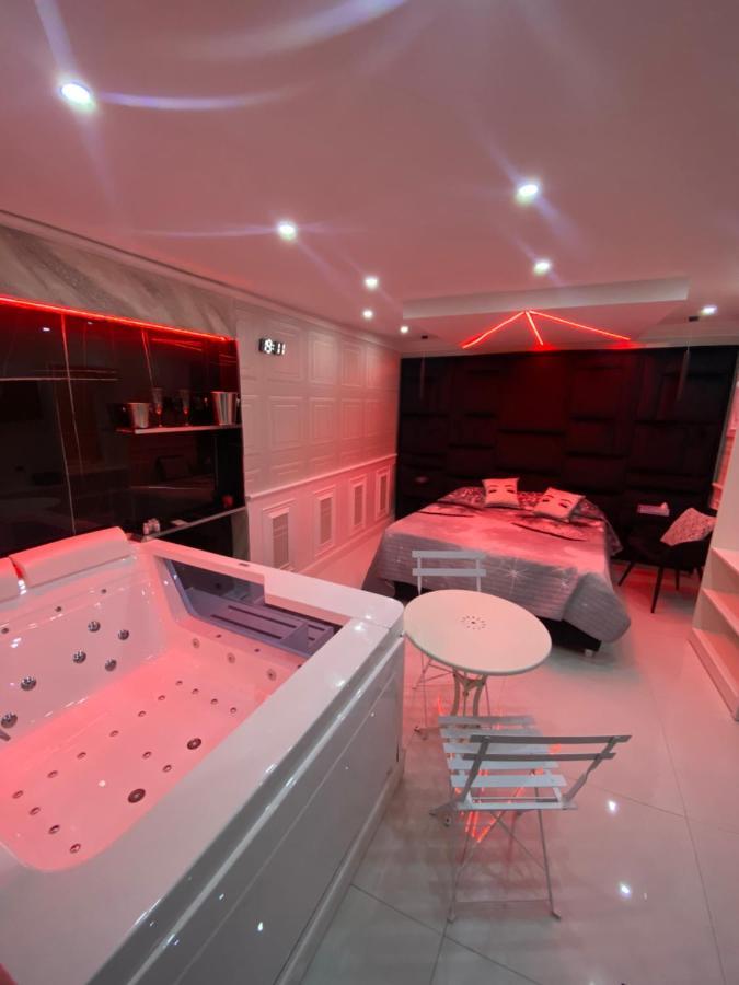 Samm B&B Porta San Gennaro Napoli Bagian luar foto